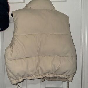 Hollister Cream Puffer Jacket